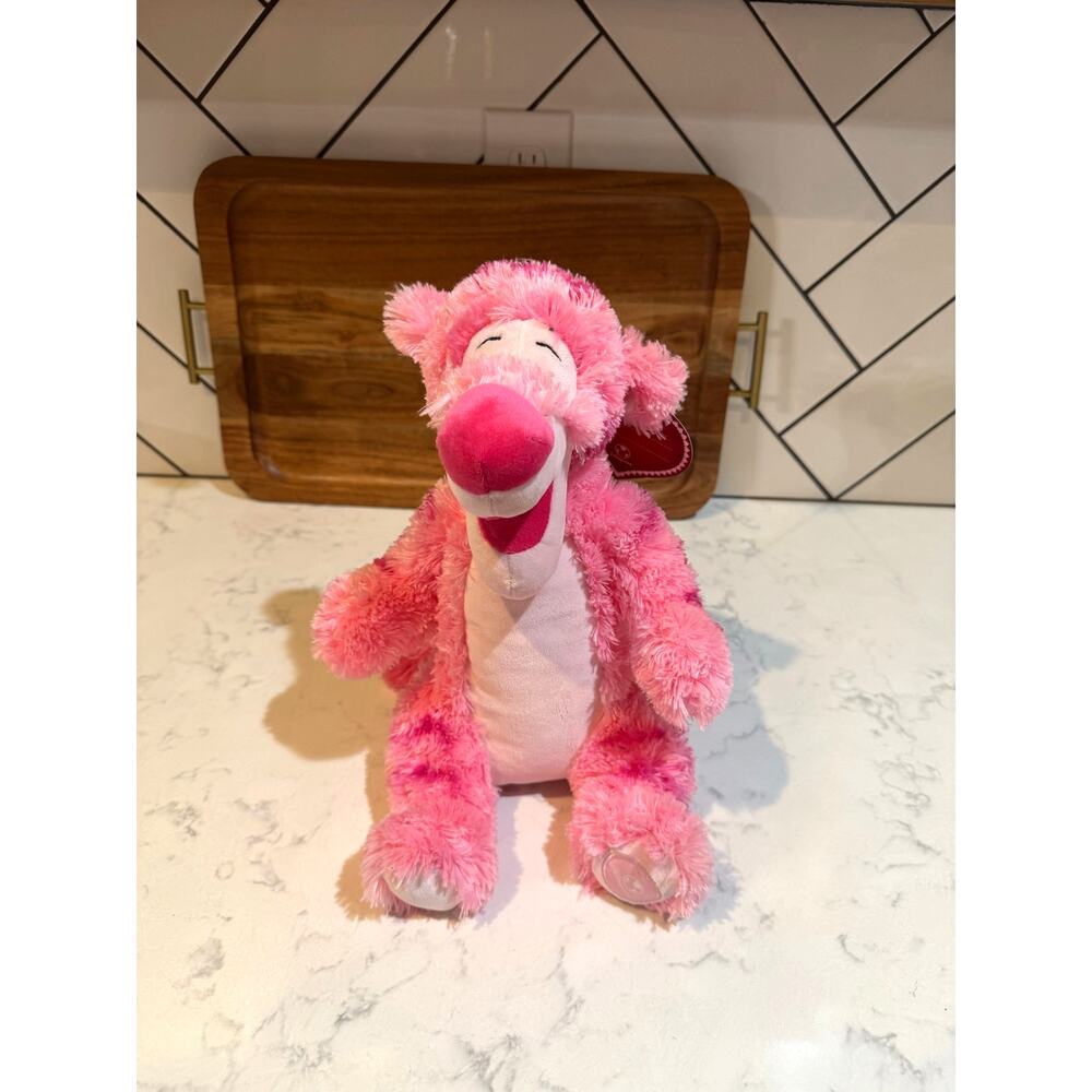 Rare Disney 2007 Valentine's Day Pretty Pink Tigger 12" plush toy collector